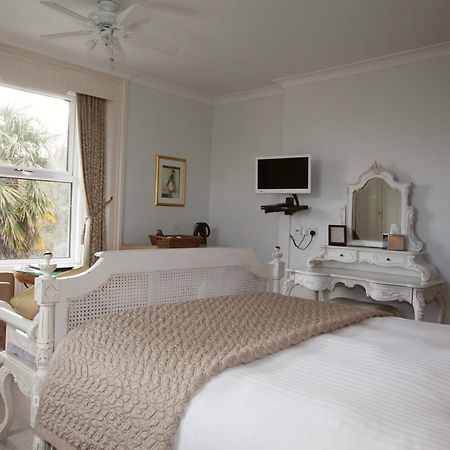 Fernhill Hotel Λάιμ Ρέγκις Εξωτερικό φωτογραφία