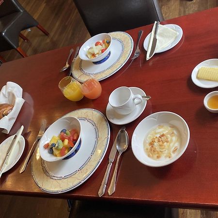 Fernhill Hotel Λάιμ Ρέγκις Εξωτερικό φωτογραφία