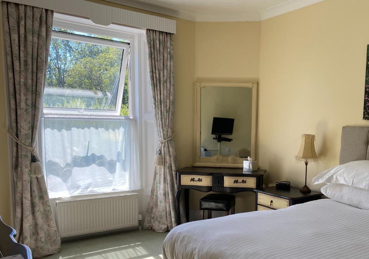 Fernhill Hotel Λάιμ Ρέγκις Εξωτερικό φωτογραφία