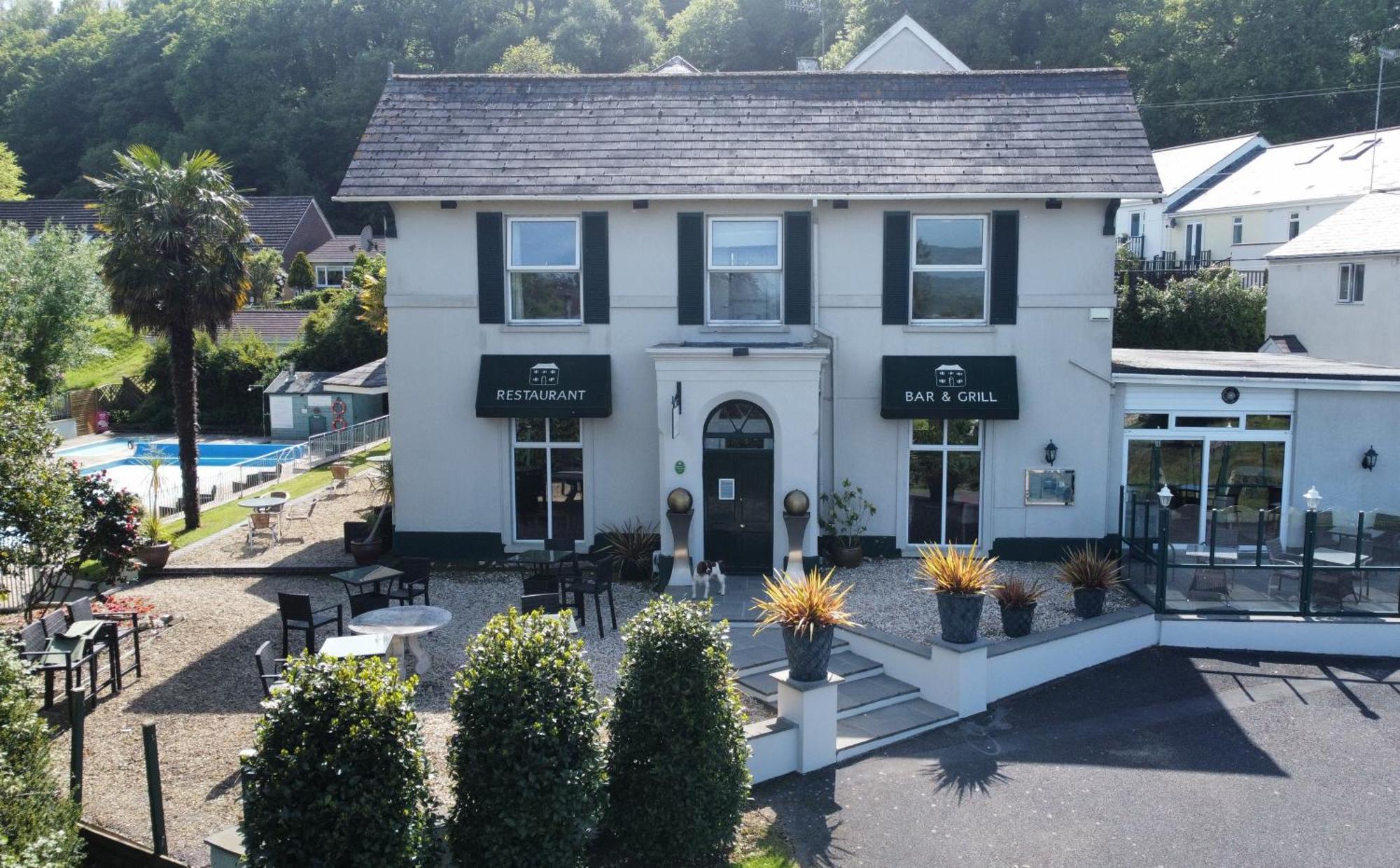 Fernhill Hotel Λάιμ Ρέγκις Εξωτερικό φωτογραφία